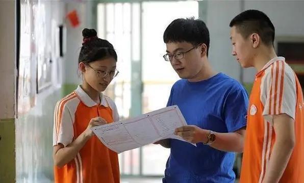 冰雪女王3：火與冰（國語版） 视频截图