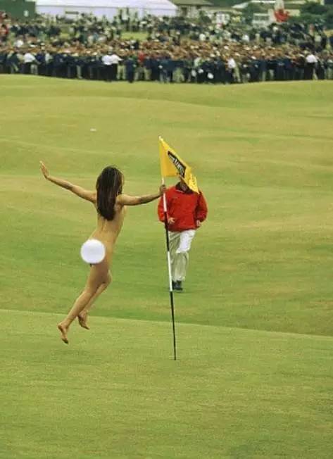 保持沉默的朱莉 视频截图