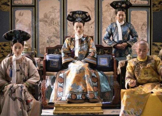 兄妹探寶 视频截图